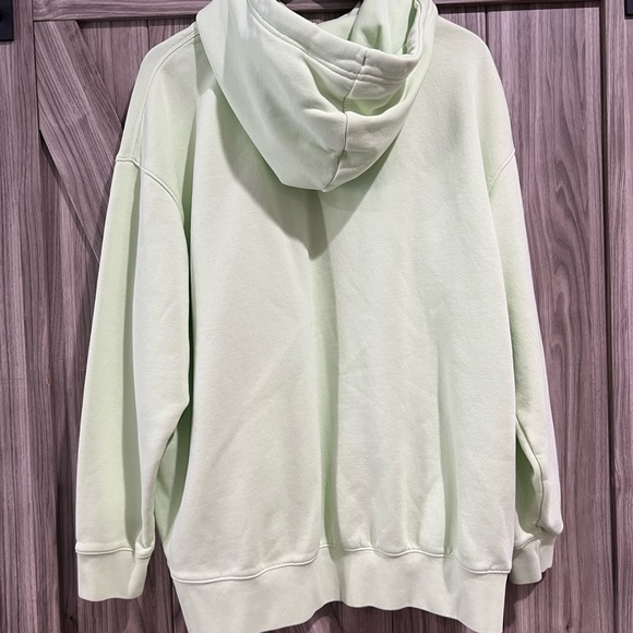 Nike - Picture 2 of 2